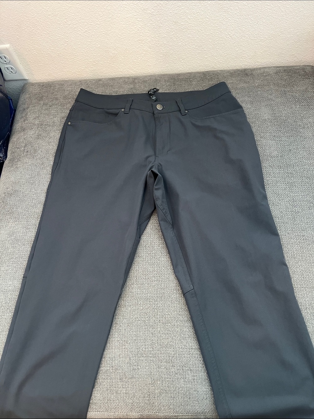 lululemon athletica Men's Black Slim Performance Chinos